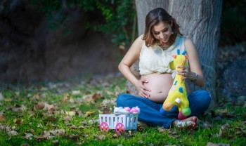 010_flor_munoz_pps_pregnant_session_sesion_embarazo_maternity_photoshoot_fotografia_maternidad_parque_acueducto_chihuahua-1200.jpg